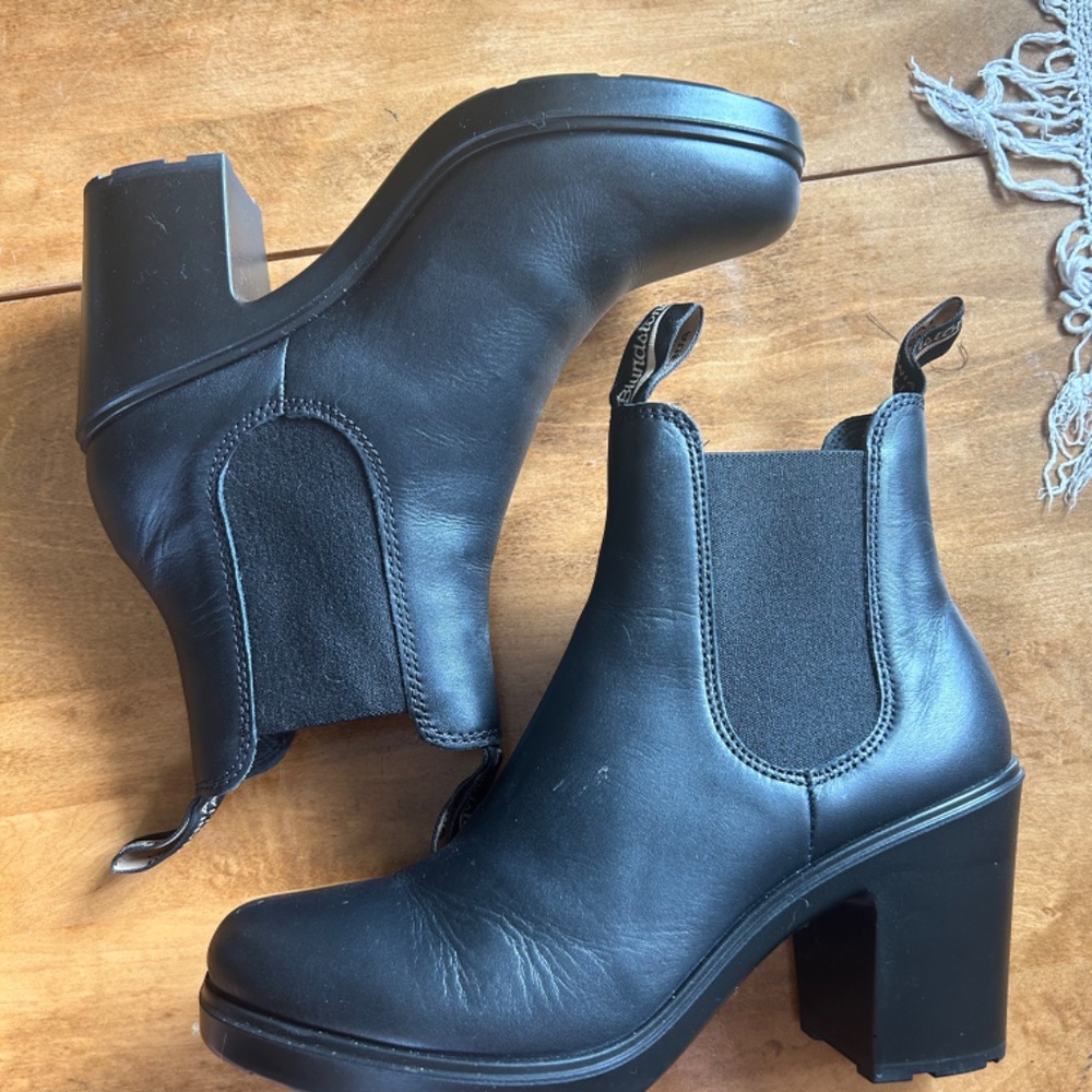 High Heel Blundstone 2365 Black Size 8